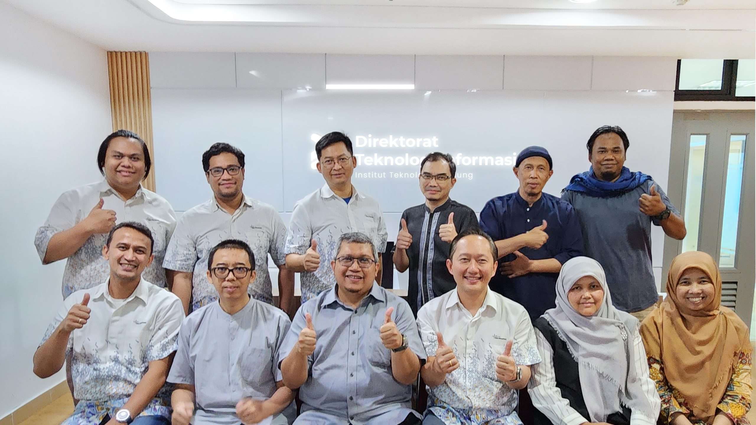 Kegiatan studi banding Universitas Bina Nusantara dengan Direktorat Teknologi Informasi kampus ITB